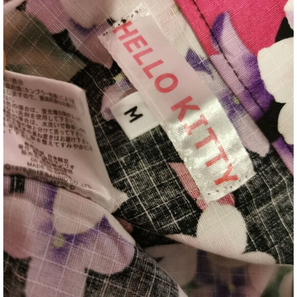 Black Floral Hello Kitty Set Size S Small Top Shorts Cosplay Sleepwear Halloween - Picture 2 of 11